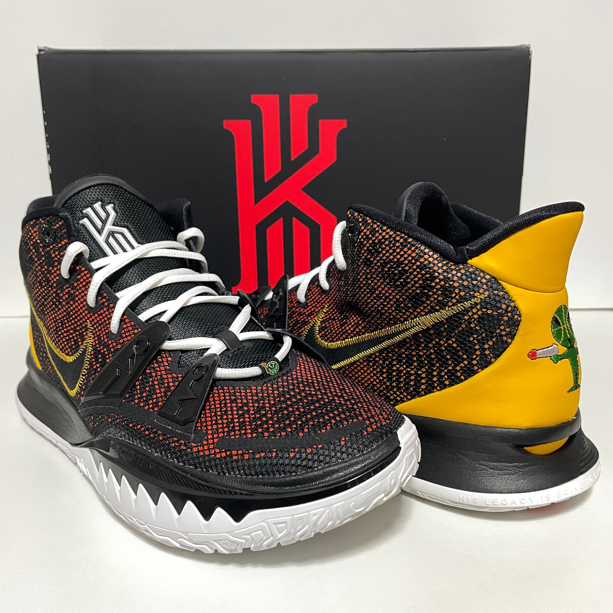 Nike Kyrie 7 "Rayguns" (CQ9327-003/CQ9326-003)