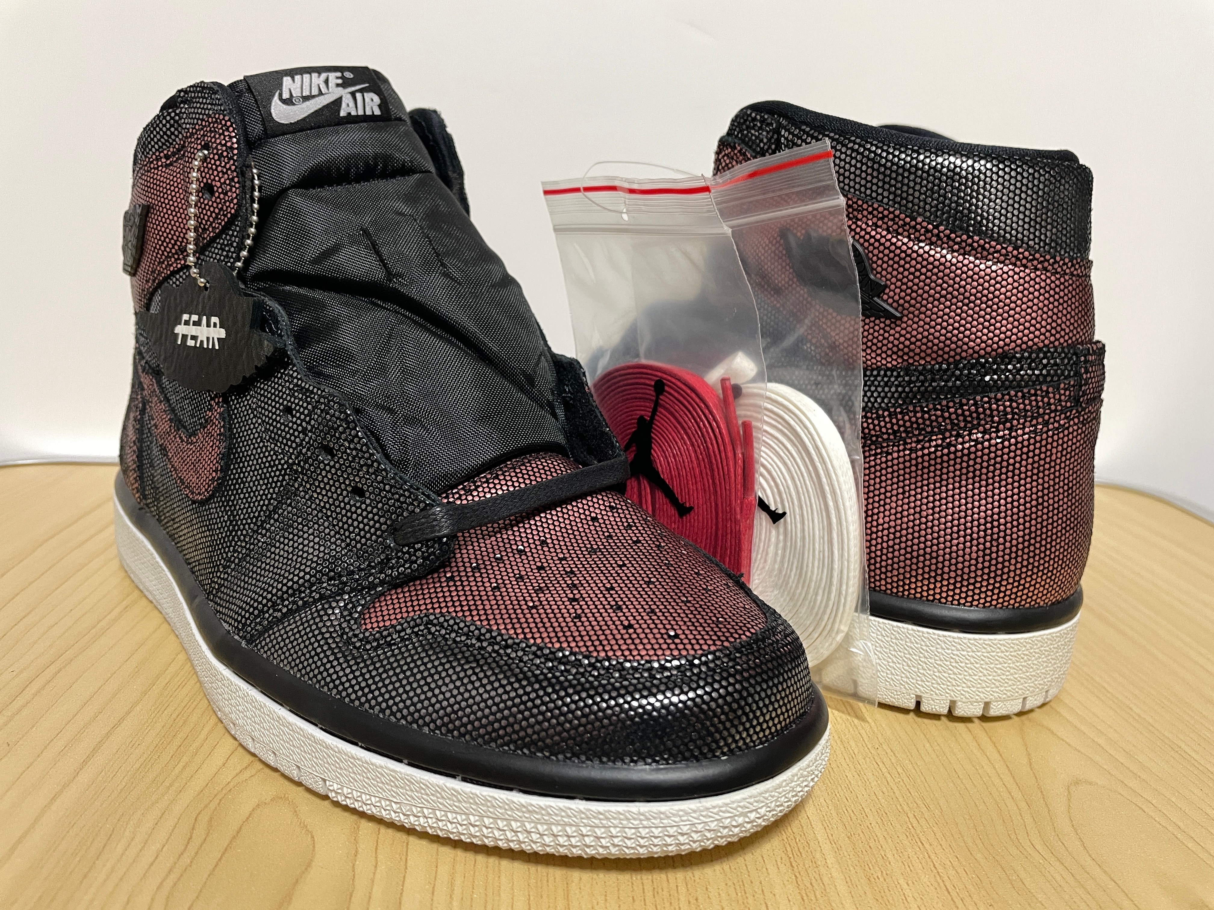 Nike Women's Air Jordan 1 High OG "Fearless Metallic Rose Gold"