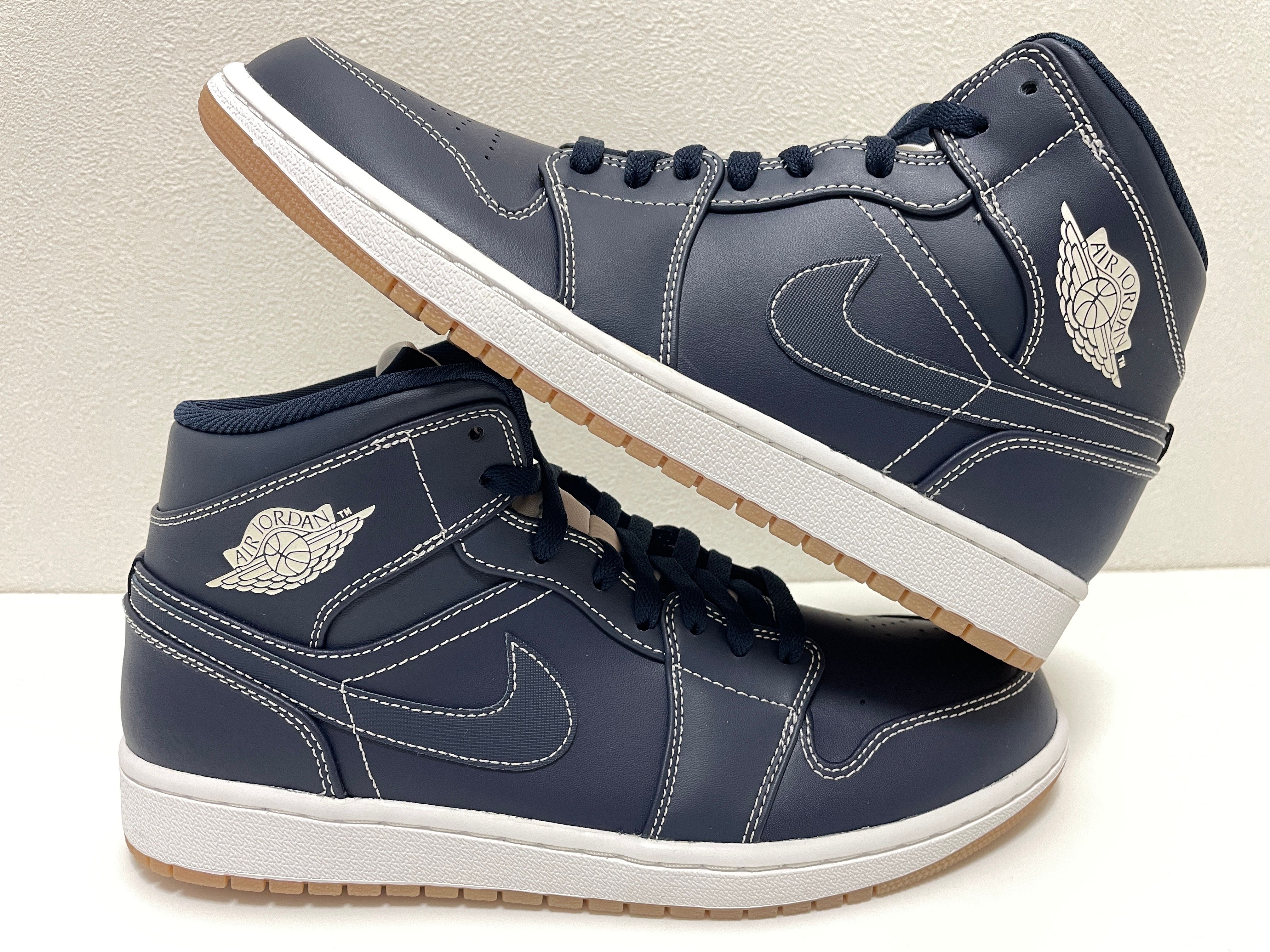 Nike Air Jordan 1 Retro Mid "Derek Jeter" Re2pect