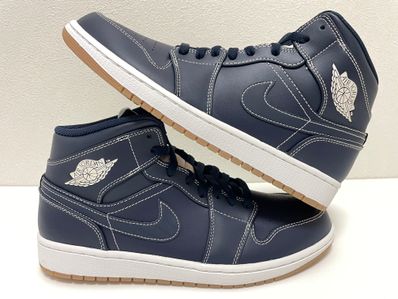 Nike Air Jordan 1 Retro Mid "Derek Jeter" Re2pect