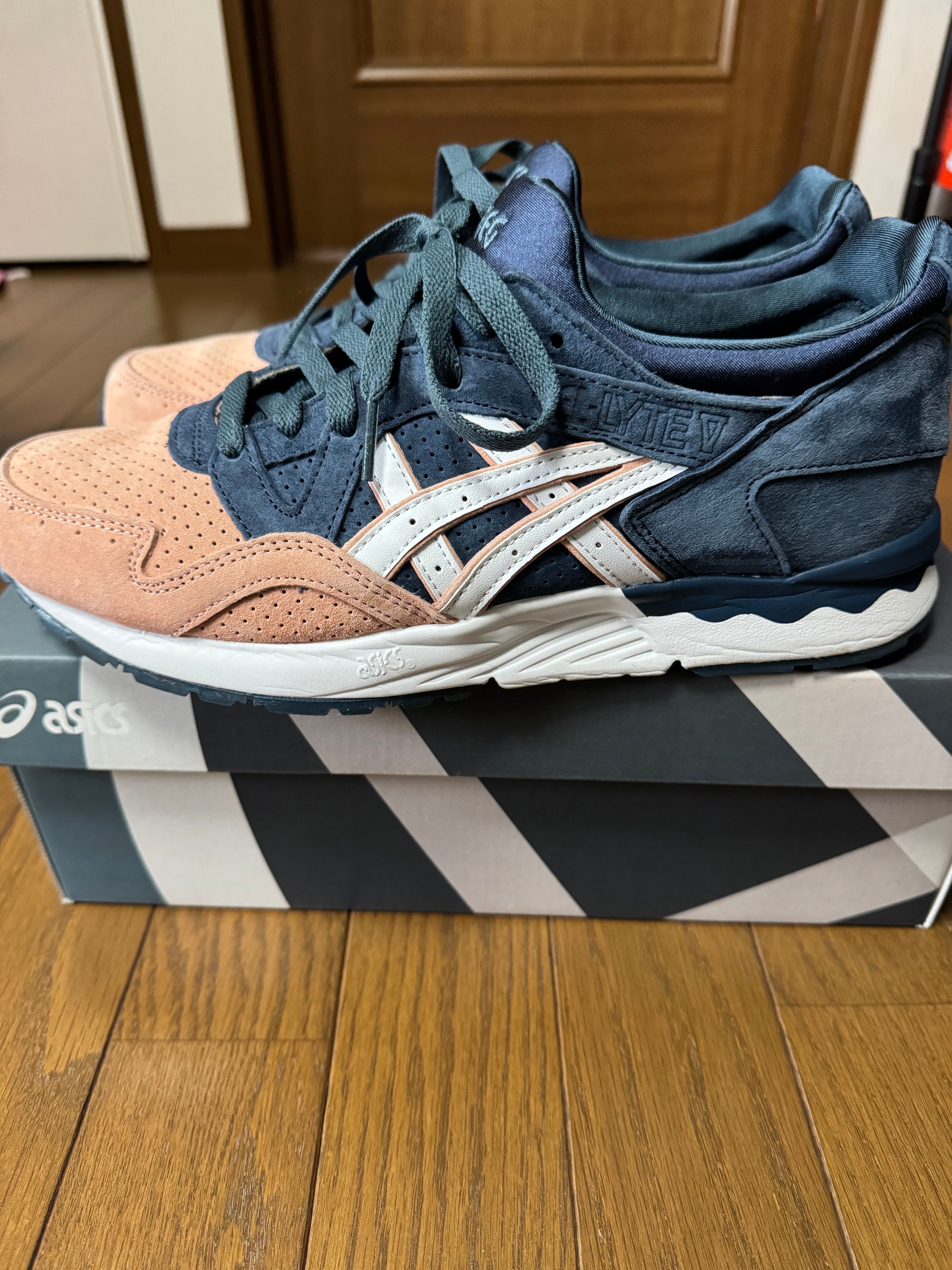 KITH 10TH × Asics Gel-Lyte 5 "Salmon Toe"