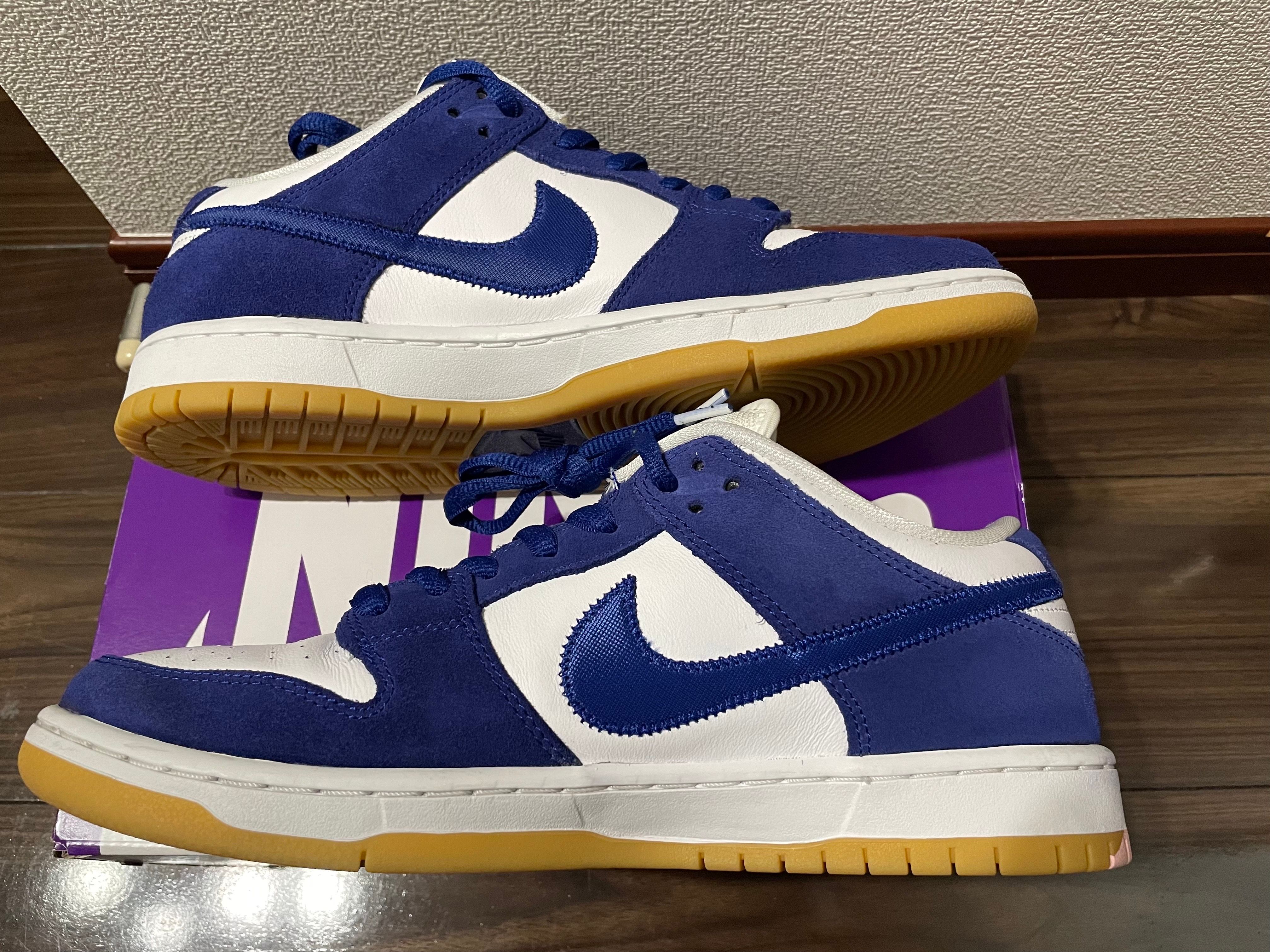 Nike SB Dunk Low "Los Angeles Dodgers/Deep Royal Blue"