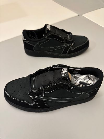 Travis Scott × Nike Air Jordan 1 Low OG SP "Black Phantom"