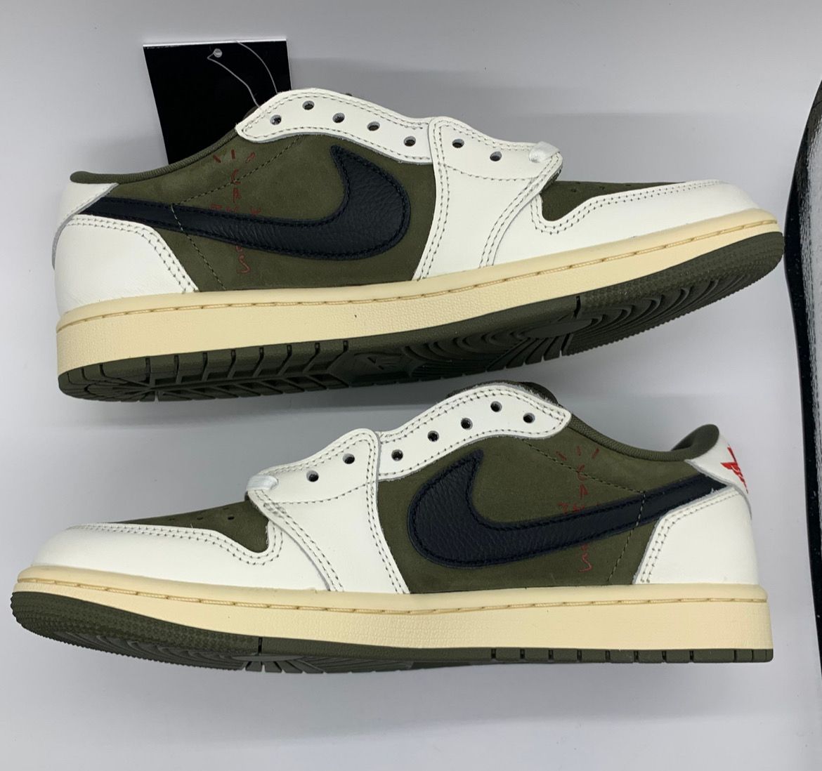 Travis Scott × Nike Air Jordan 1 Low OG SP "Reverse Olive"