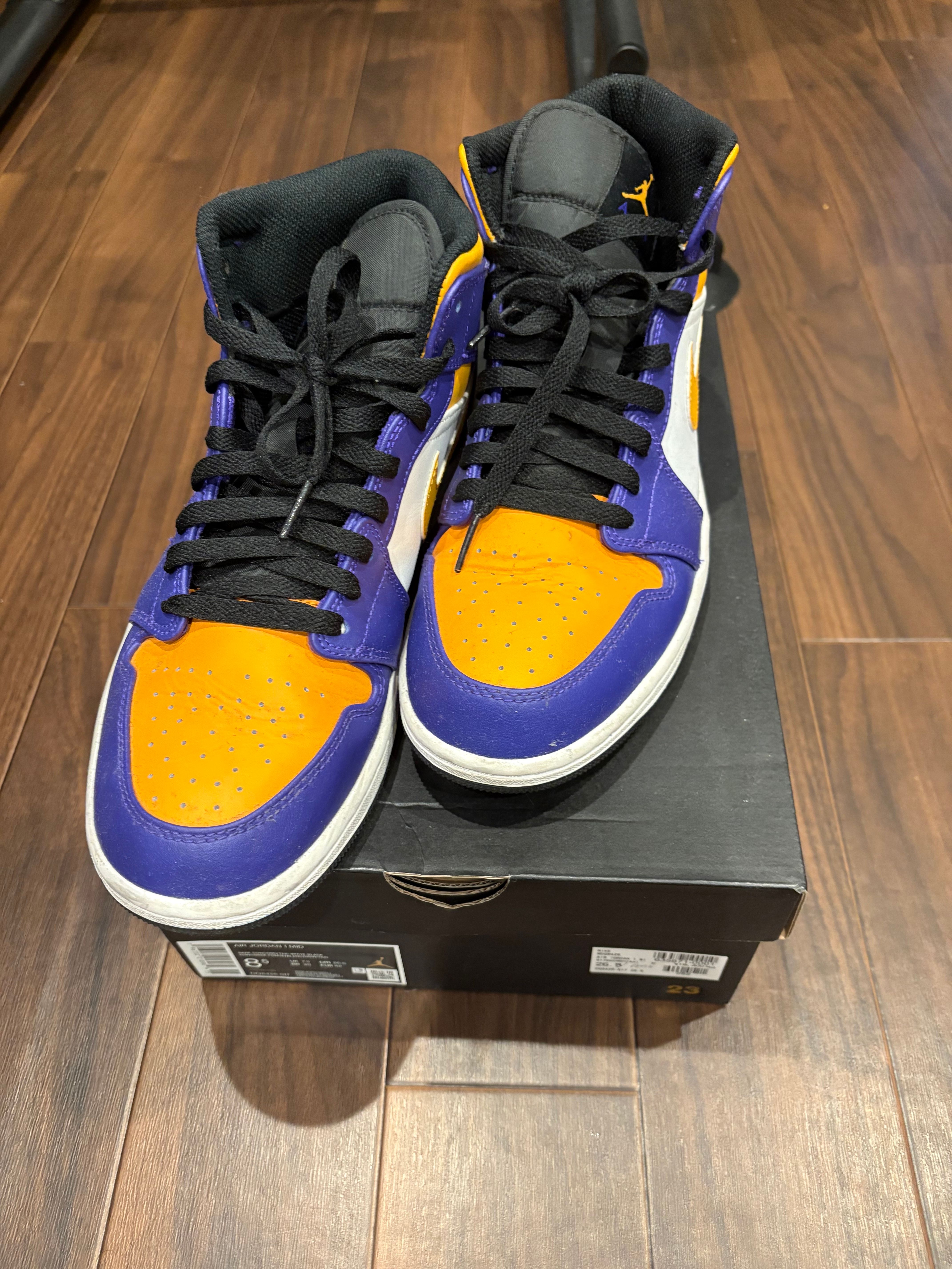 Nike Air Jordan 1 Mid "Lakers"