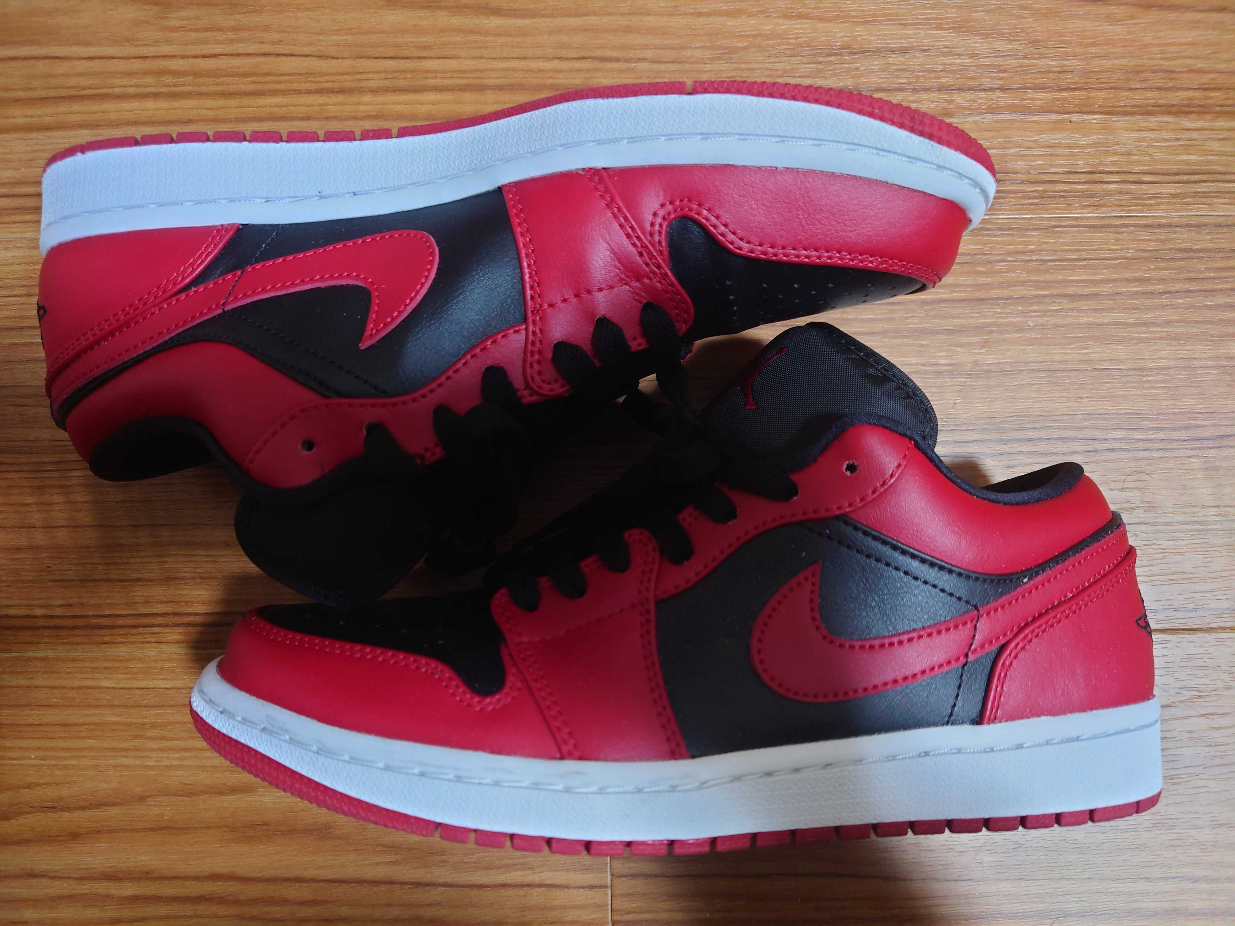 Nike Air Jordan 1 Low "Varsity Red"   