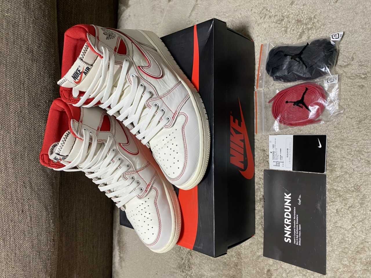 Nike Air Jordan 1 Retro High OG "Sail/University Red"     