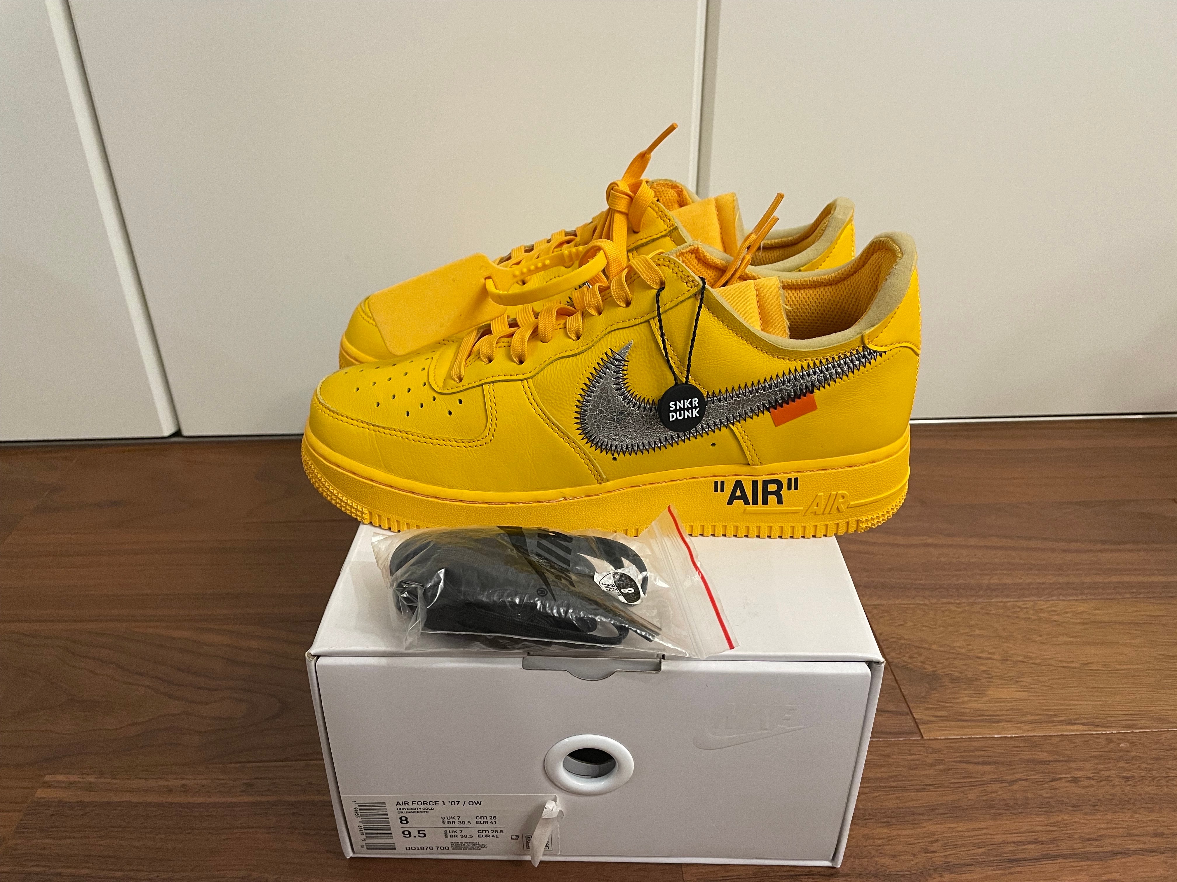 Off-White × Nike Air Force 1 Low "University Gold"