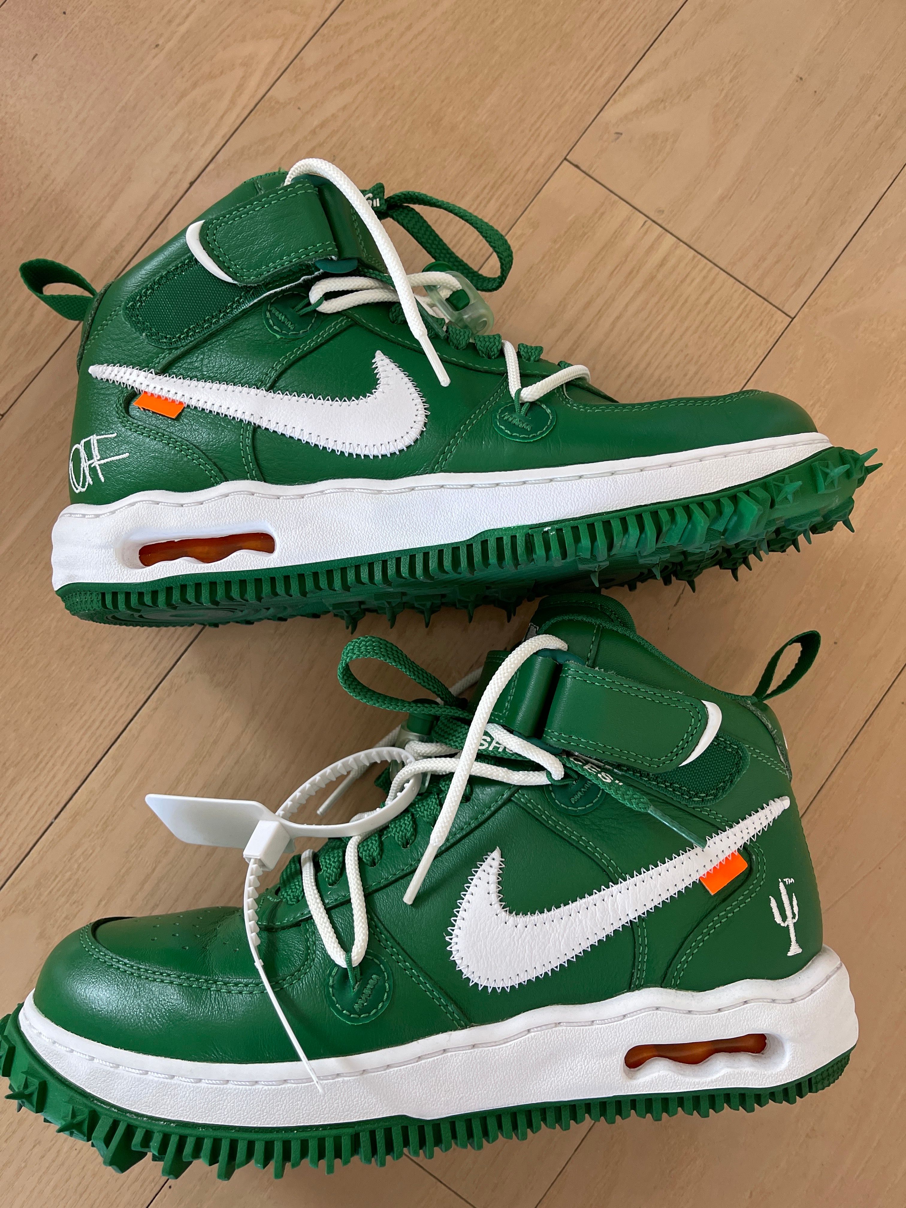 Off-White × Nike Air Force 1 Mid SP LTHR "Pine Green"