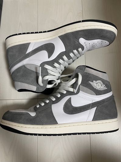 Nike Air Jordan 1 Retro High OG "Black and Smoke Grey"