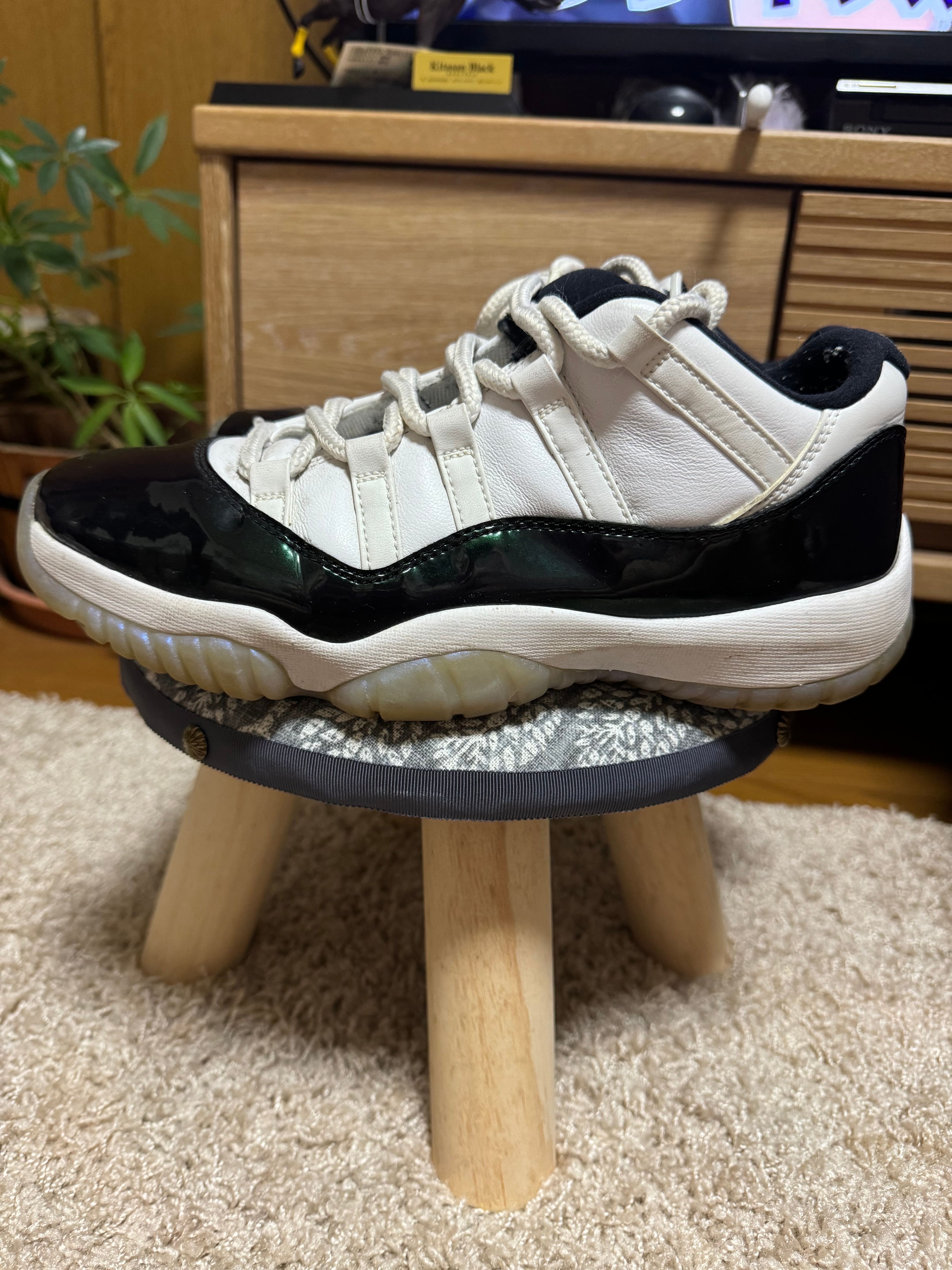 NIKE AIR JORDAN 11 LOW EASTER