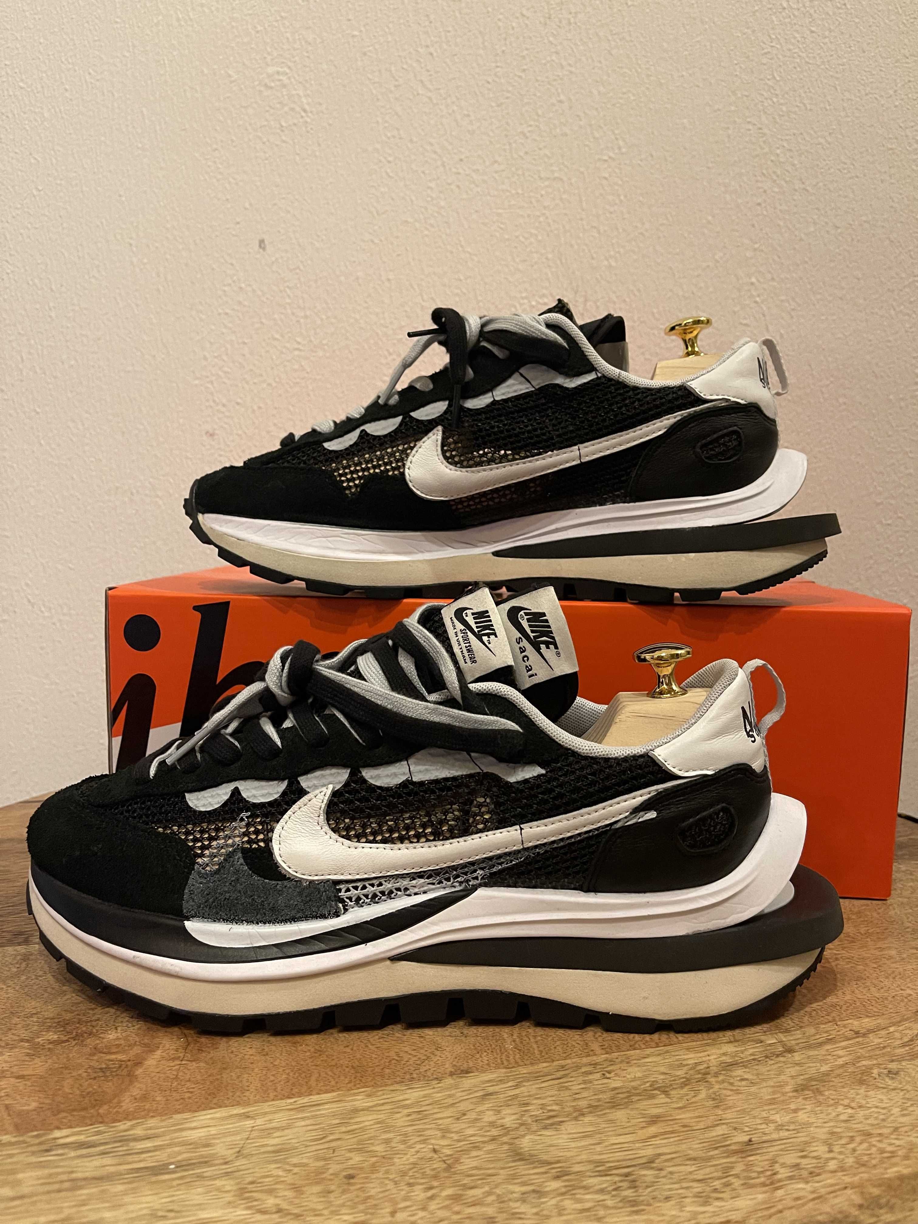 sacai × Nike Vapor Waffle "Black and White"
