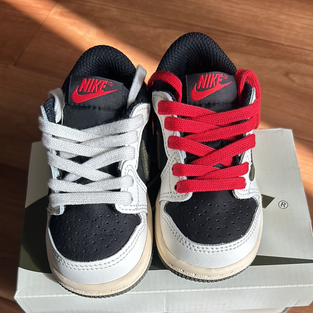 Travis Scott × Nike TD Air Jordan 1 Low OG "Medium Olive"