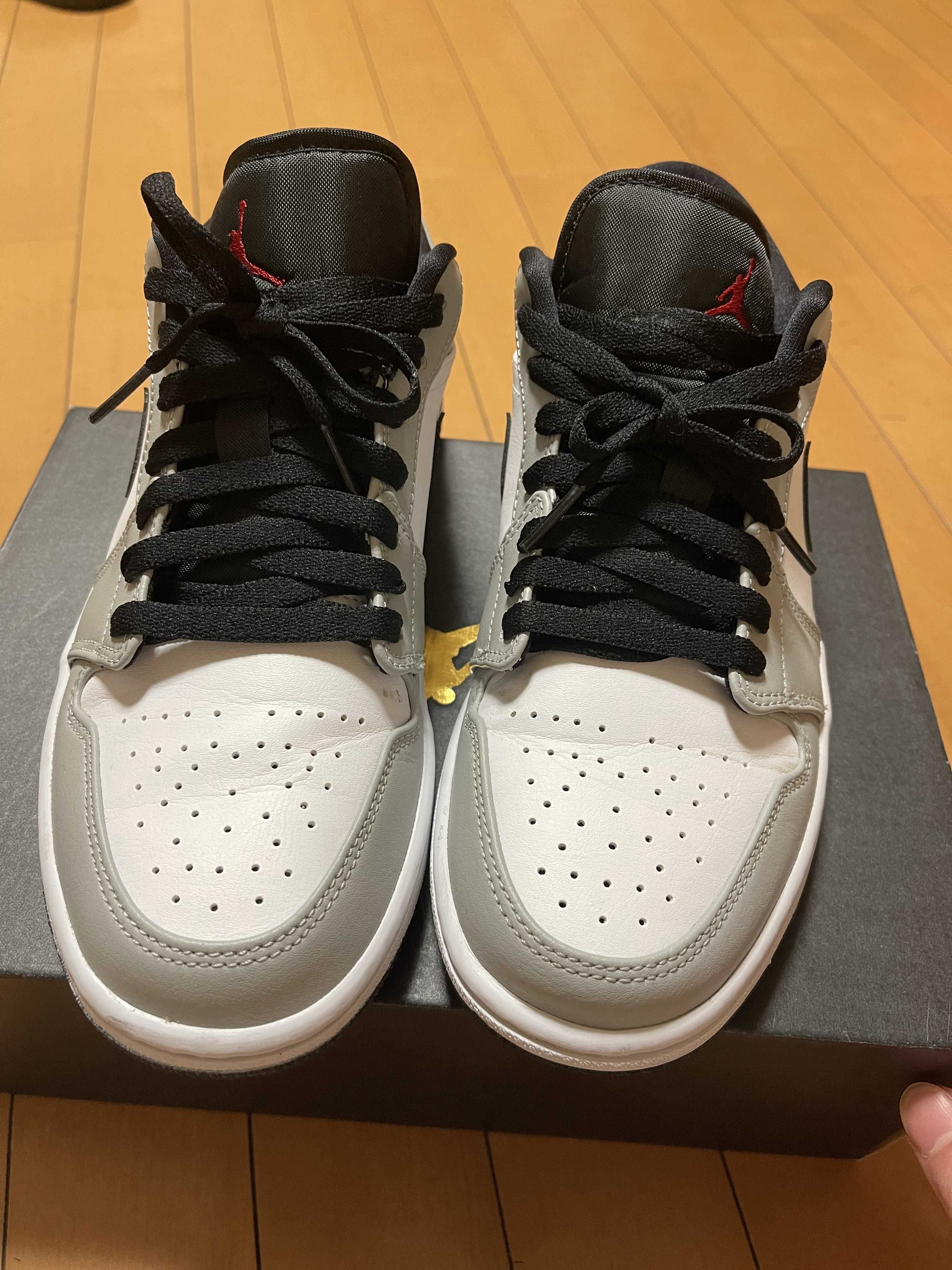 NIKE AIR JORDAN 1 LOW "LIGHT SMOKE GREY"