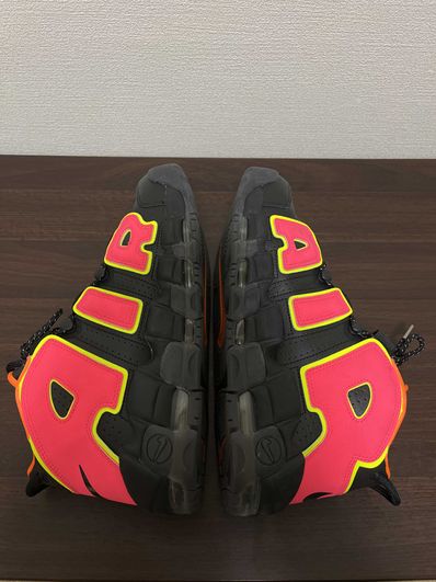 NIKE Women's AIR MORE UPTEMPO "HOT PUNCH"