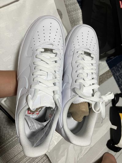 Supreme × Nike Air Force 1 Low "White"