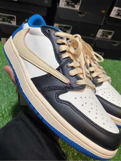 Travis Scott × fragment design × Nike Air Jordan 1 Low OG SP "Military Blue"