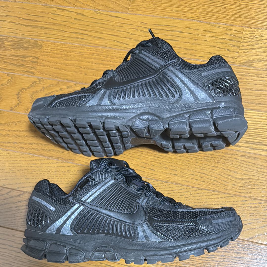 Nike Zoom Vomero 5 "Black"