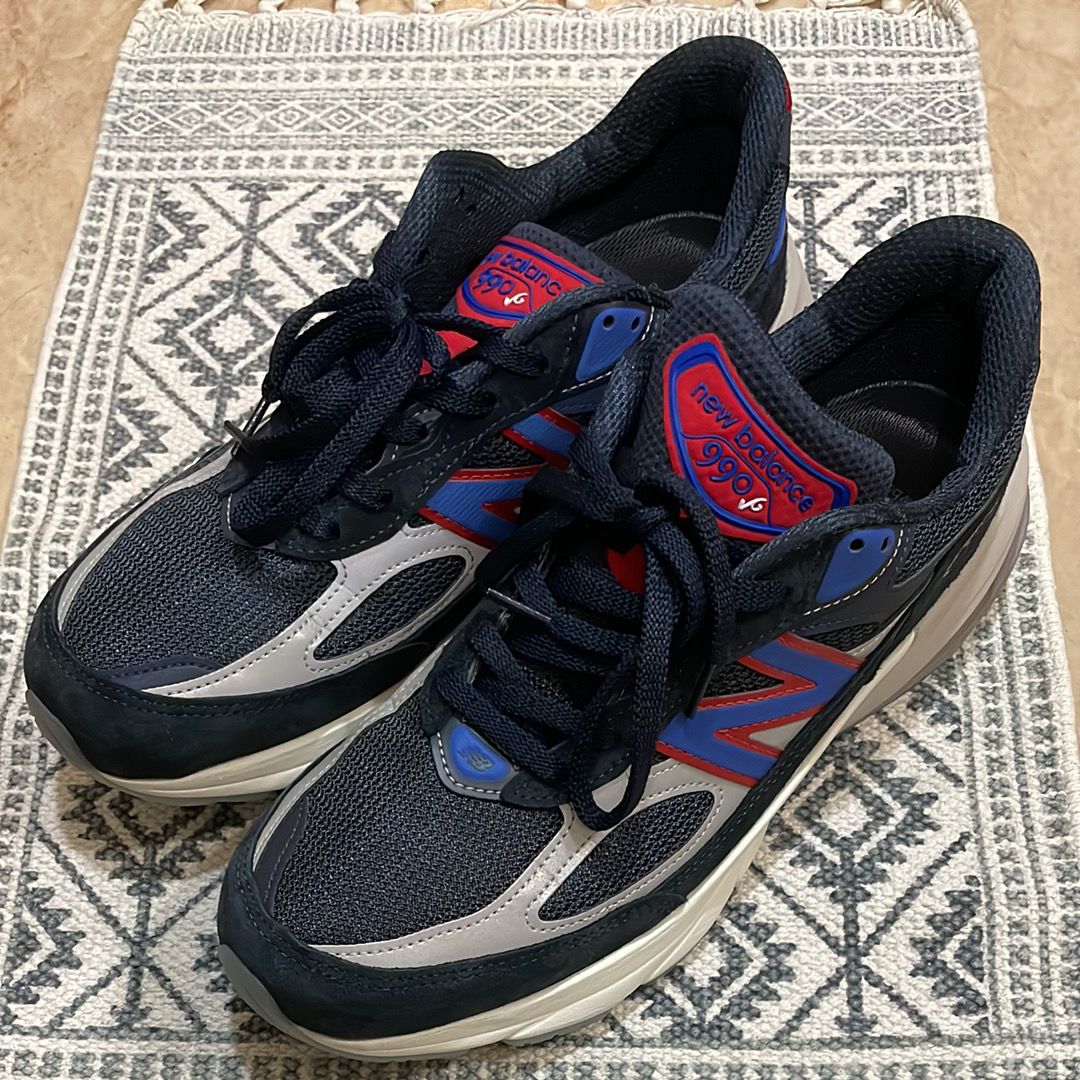 KITH × New Balance 990V6 Madison Square Garden "Navy"
