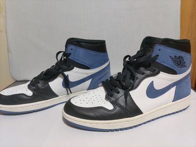 Nike Air Jordan 1 Retro High "Blue Moon"