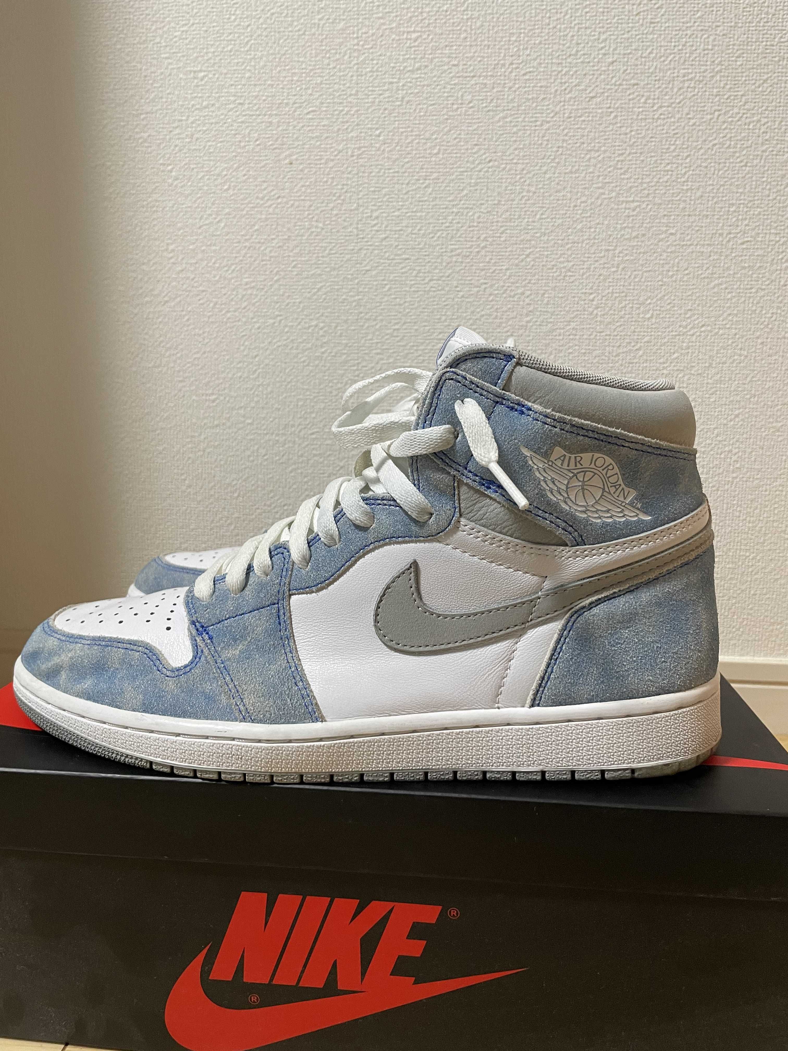Nike Air Jordan 1 High OG "Hyper Royal"