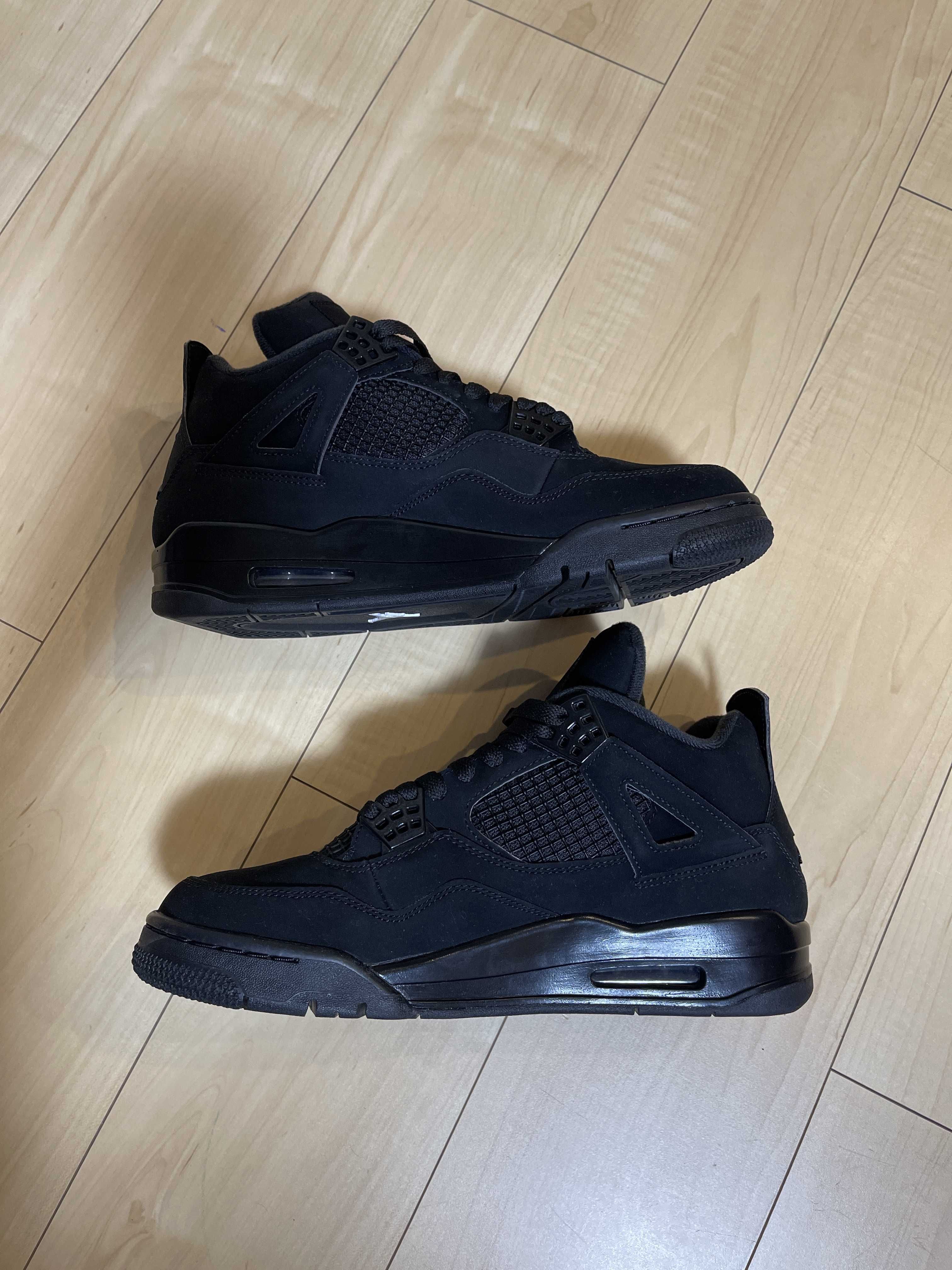 Nike Air Jordan 4 "Black Cat"