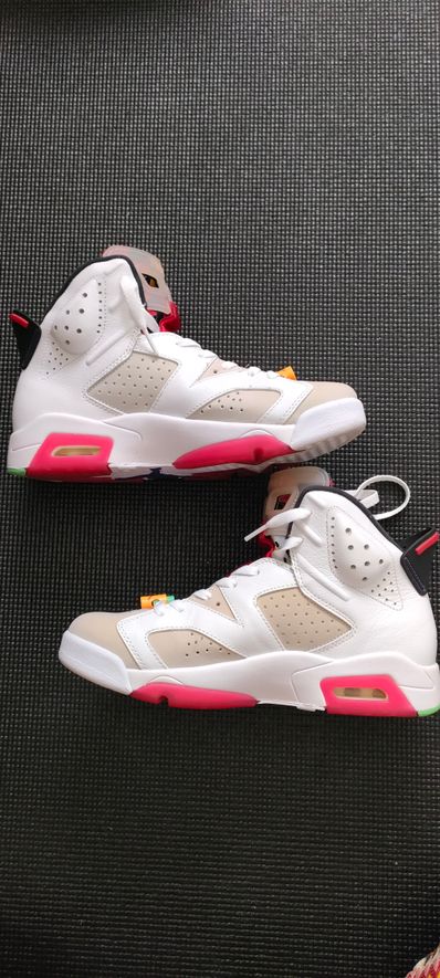 Nike Air Jordan 6 "Neutral Grey/Hare"