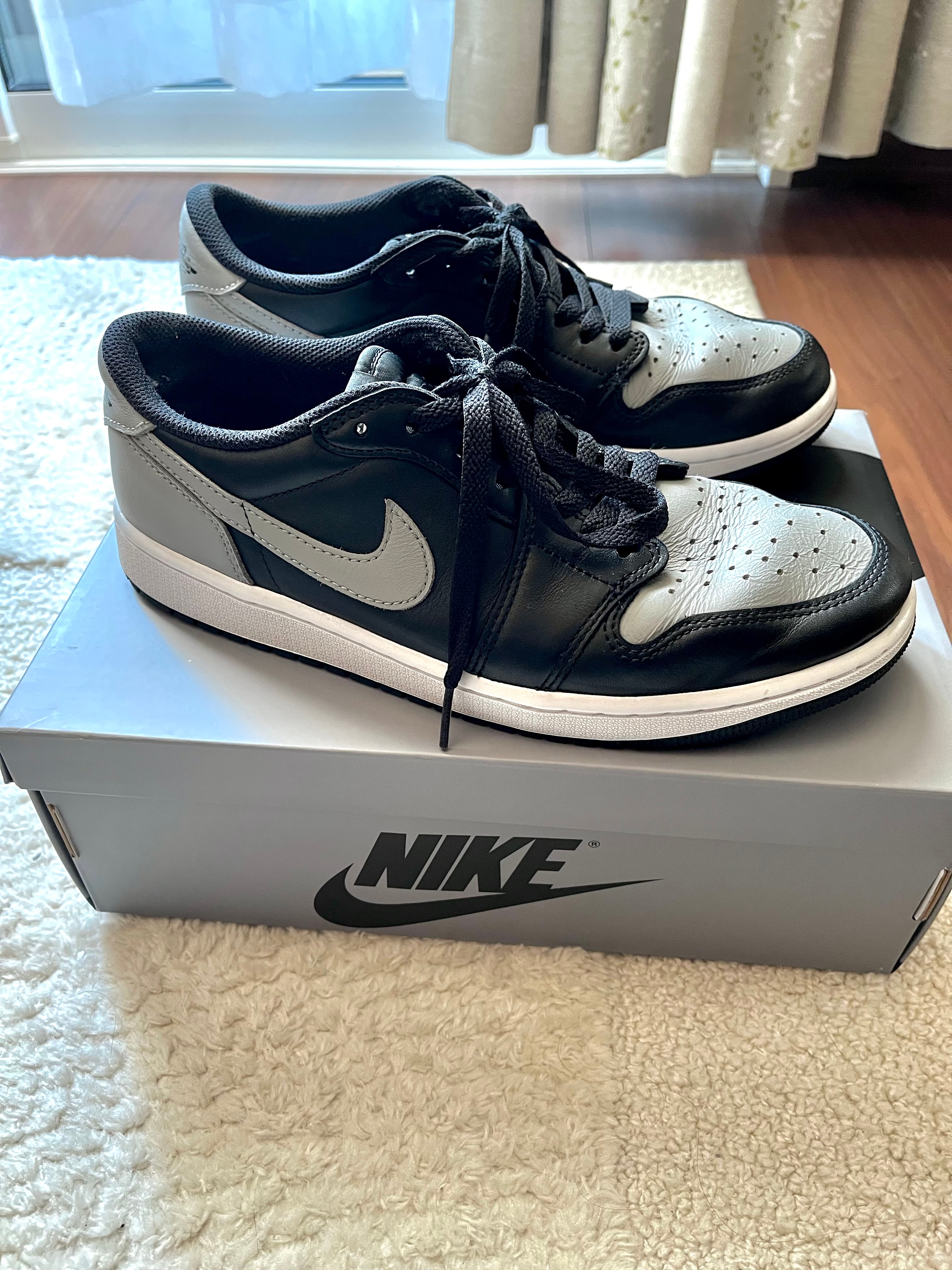 Nike Air Jordan 1 Retro Low OG "Shadow"