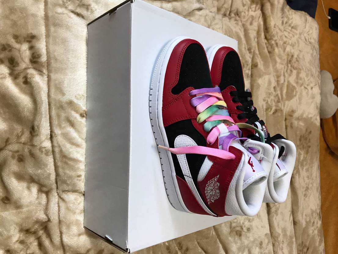 NIKE Women's AIR JORDAN 1 MID "GYM RED / BLACK /WHITE"