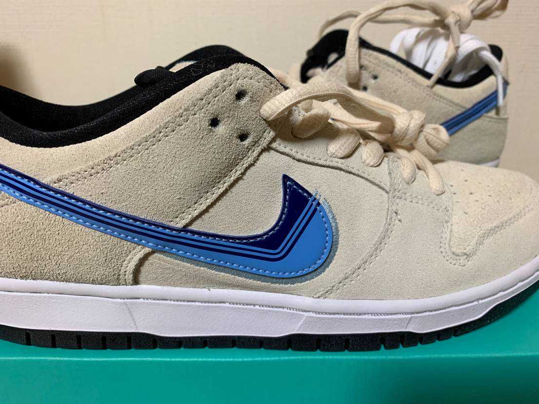Nike SB Dunk Low "Light Cream" 