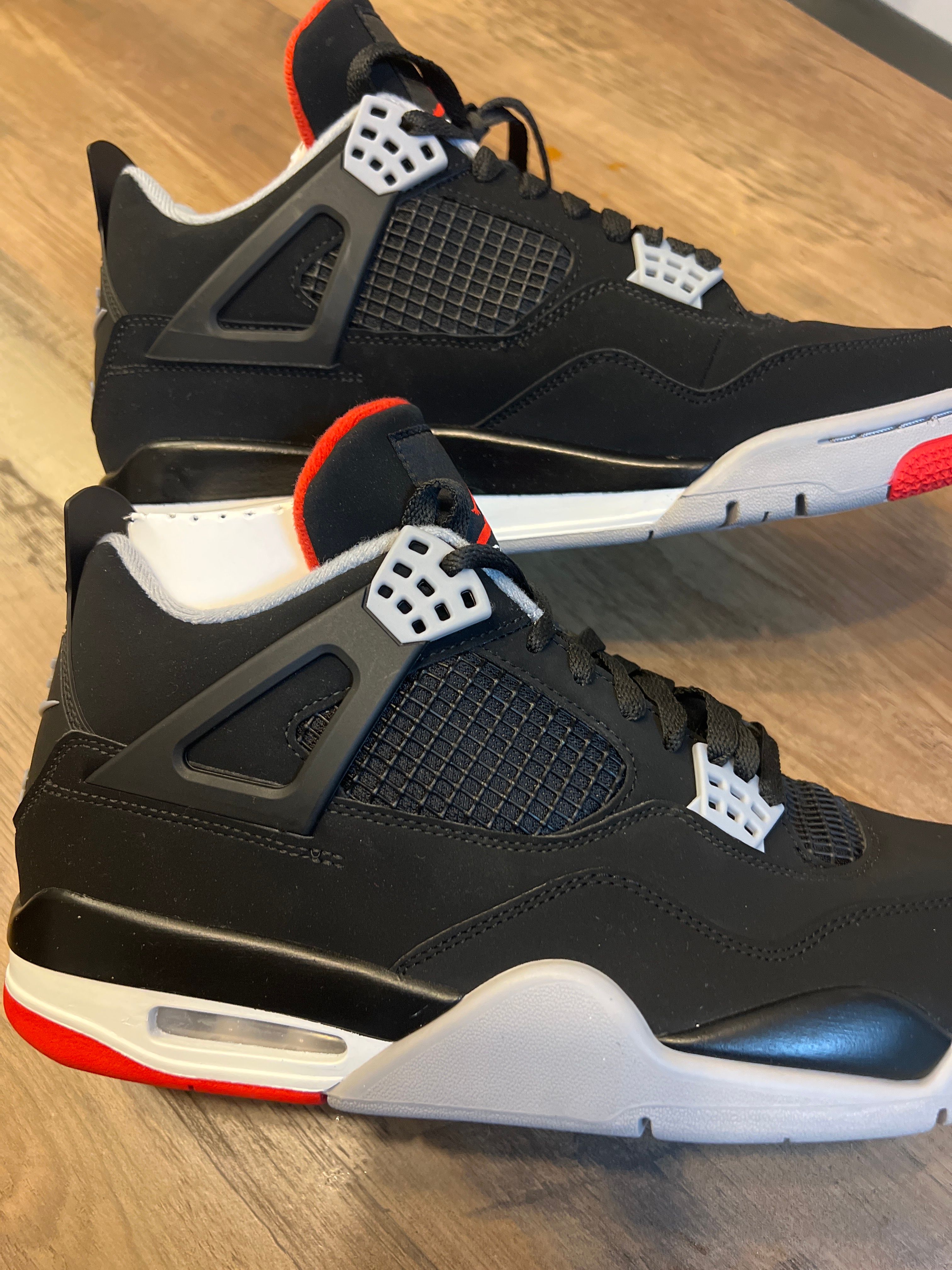 Nike Air Jordan 4 Retro "Bred" (2019)