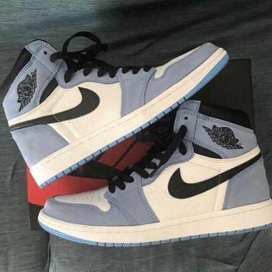 Nike Air Jordan 1 High OG "University Blue"