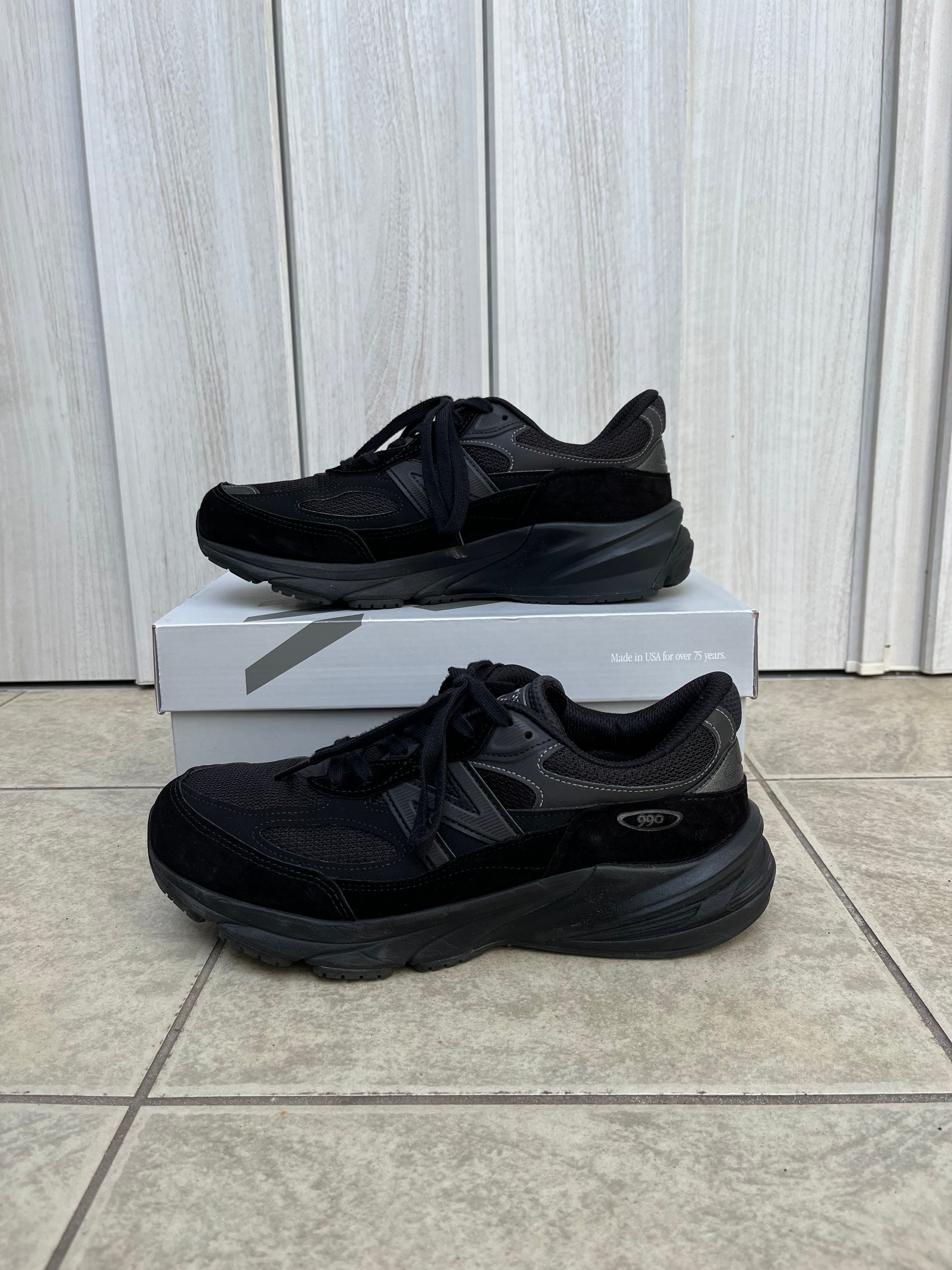 New Balance 990V6 "Triple Black"