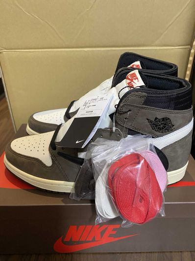 Travis Scott × Nike Air Jordan 1 Retro High OG TS SP "Sail/Dark Mocha"