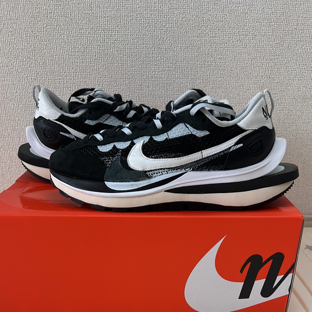 sacai × Nike Vapor Waffle "Black and White"