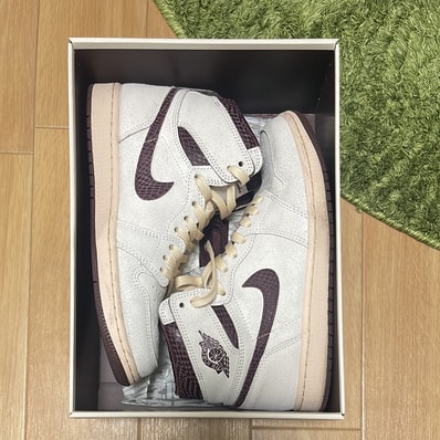 A Ma Maniere × Nike Air Jordan 1 Retro High OG "Sail and Burgundy"