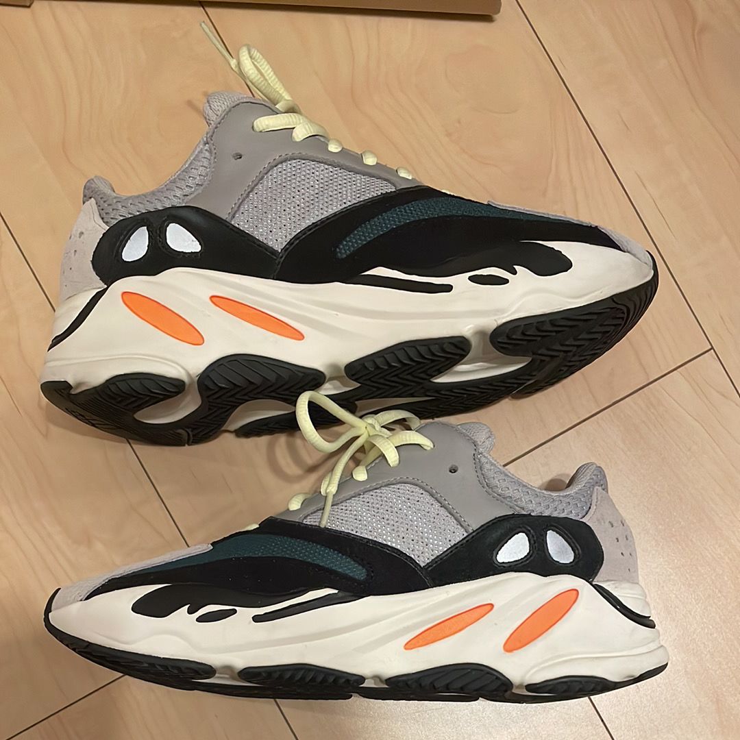 adidas YEEZY Boost 700 "Wave Runner"