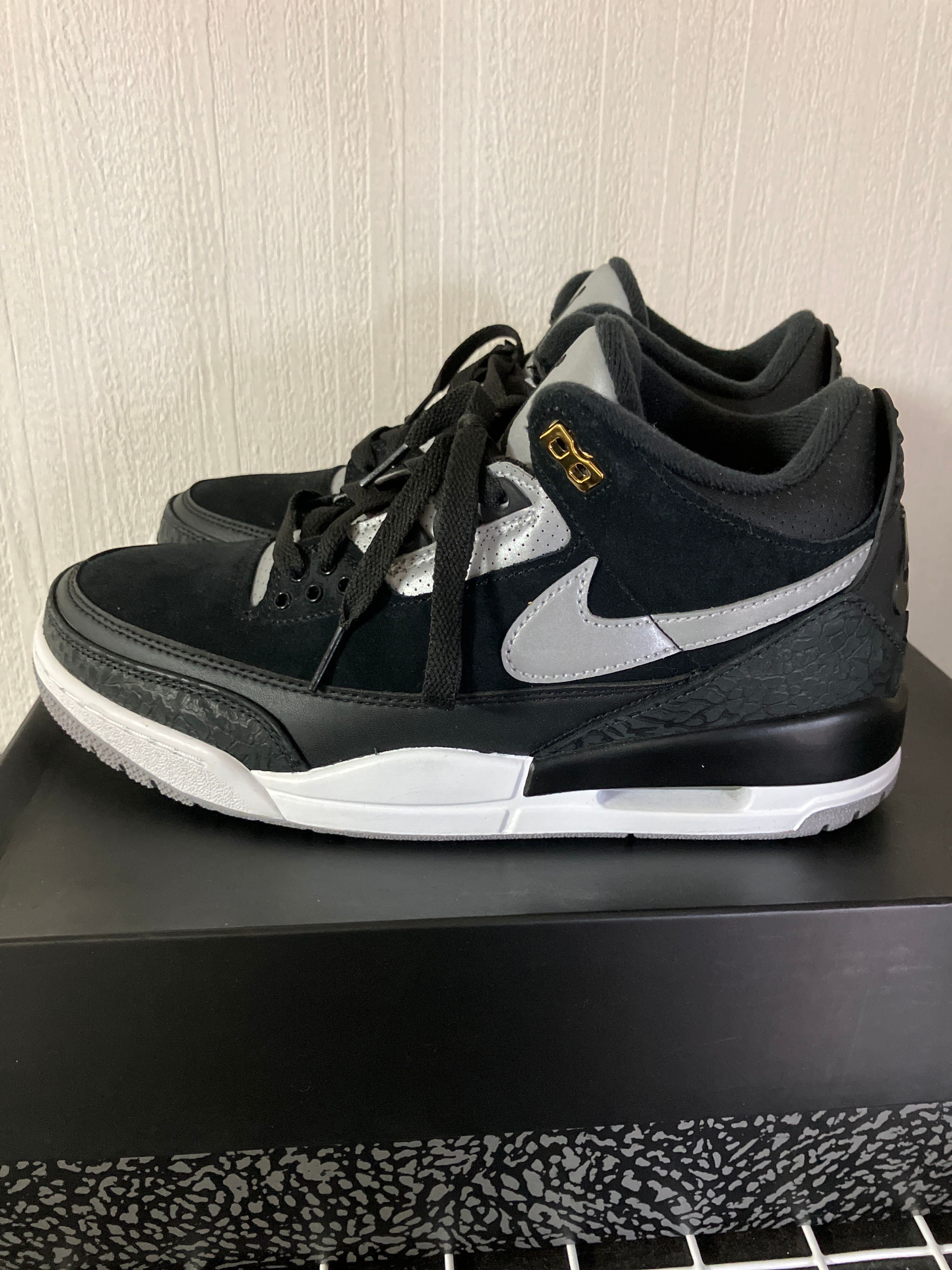 Nike Air Jordan 3 Retro Tinker "Black/Cement Grey"