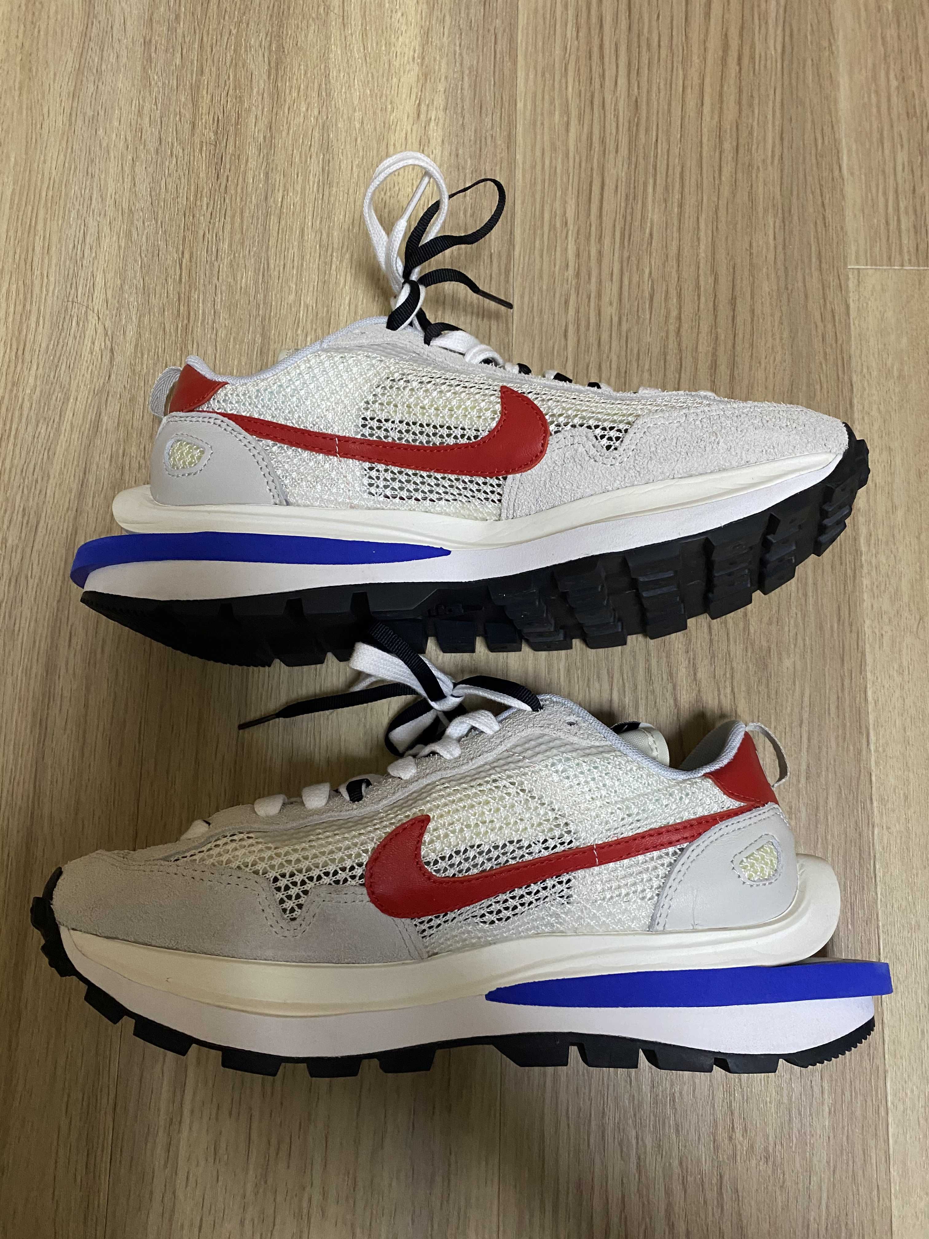 sacai × Nike Vapor Waffle "Royal Fuchsia"