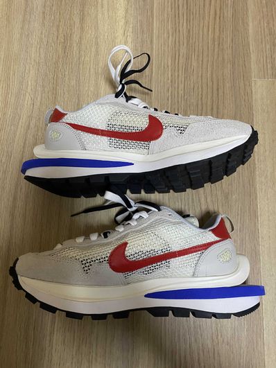 sacai × Nike Vapor Waffle "Royal Fuchsia"