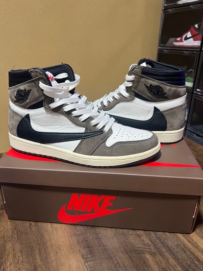 Travis Scott × Nike Air Jordan 1 Retro High OG TS SP "Sail/Dark Mocha"