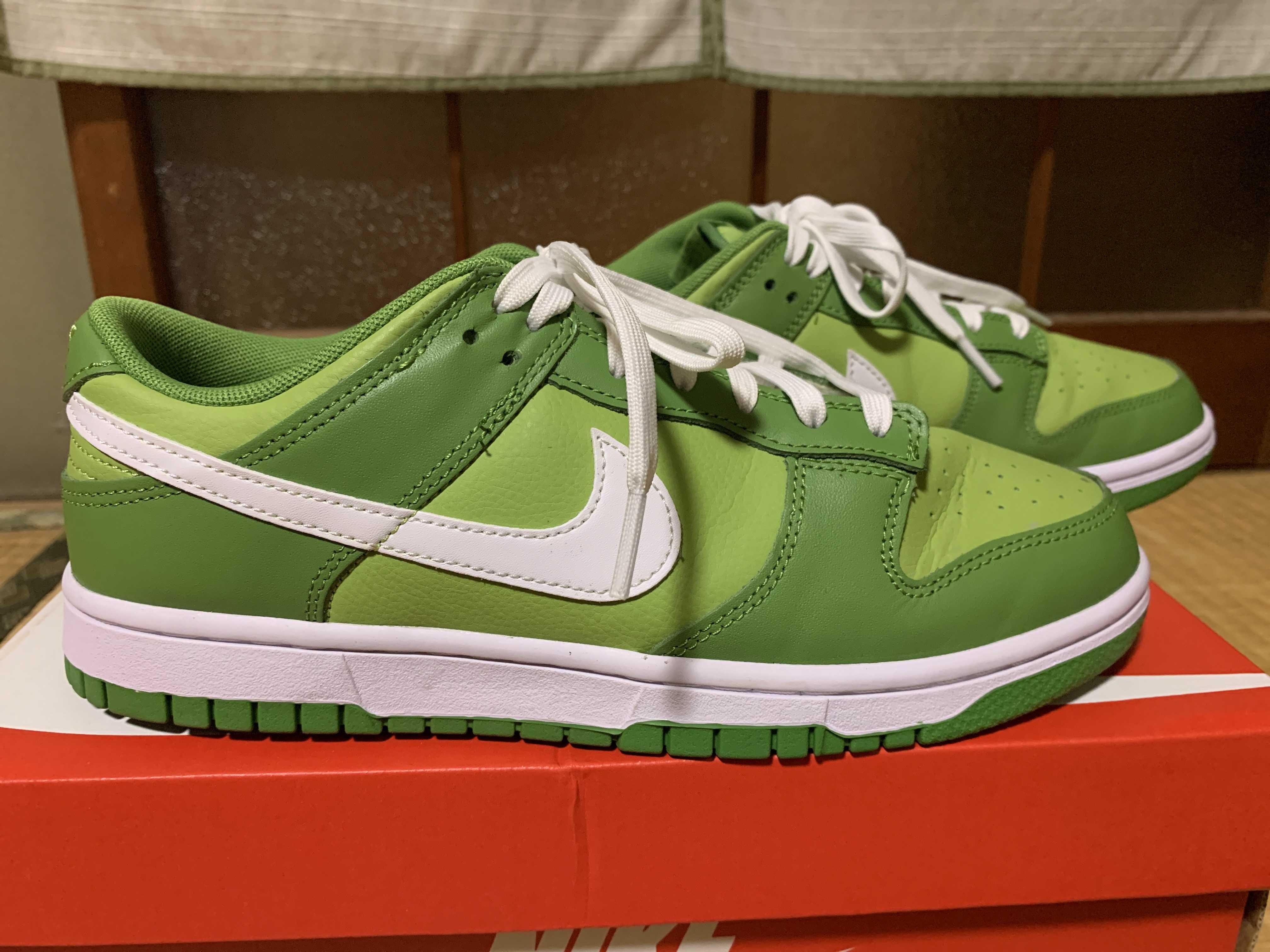 Nike Dunk Low "Chlorophyll/White/Vivid Green"