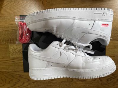 Supreme × Nike Air Force 1 Low "White"