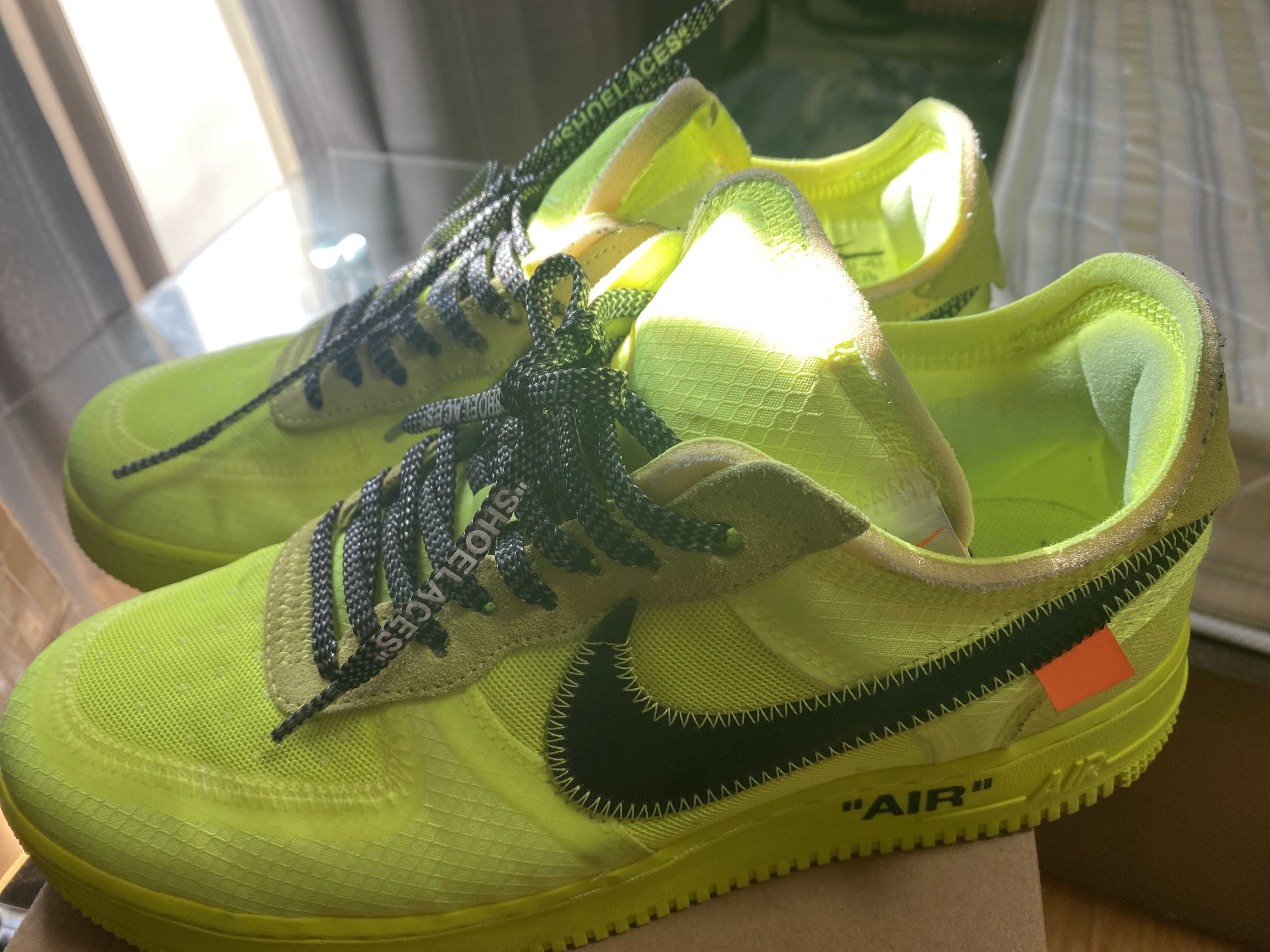 Off-White × Nike Air Force 1 Low "Volt"