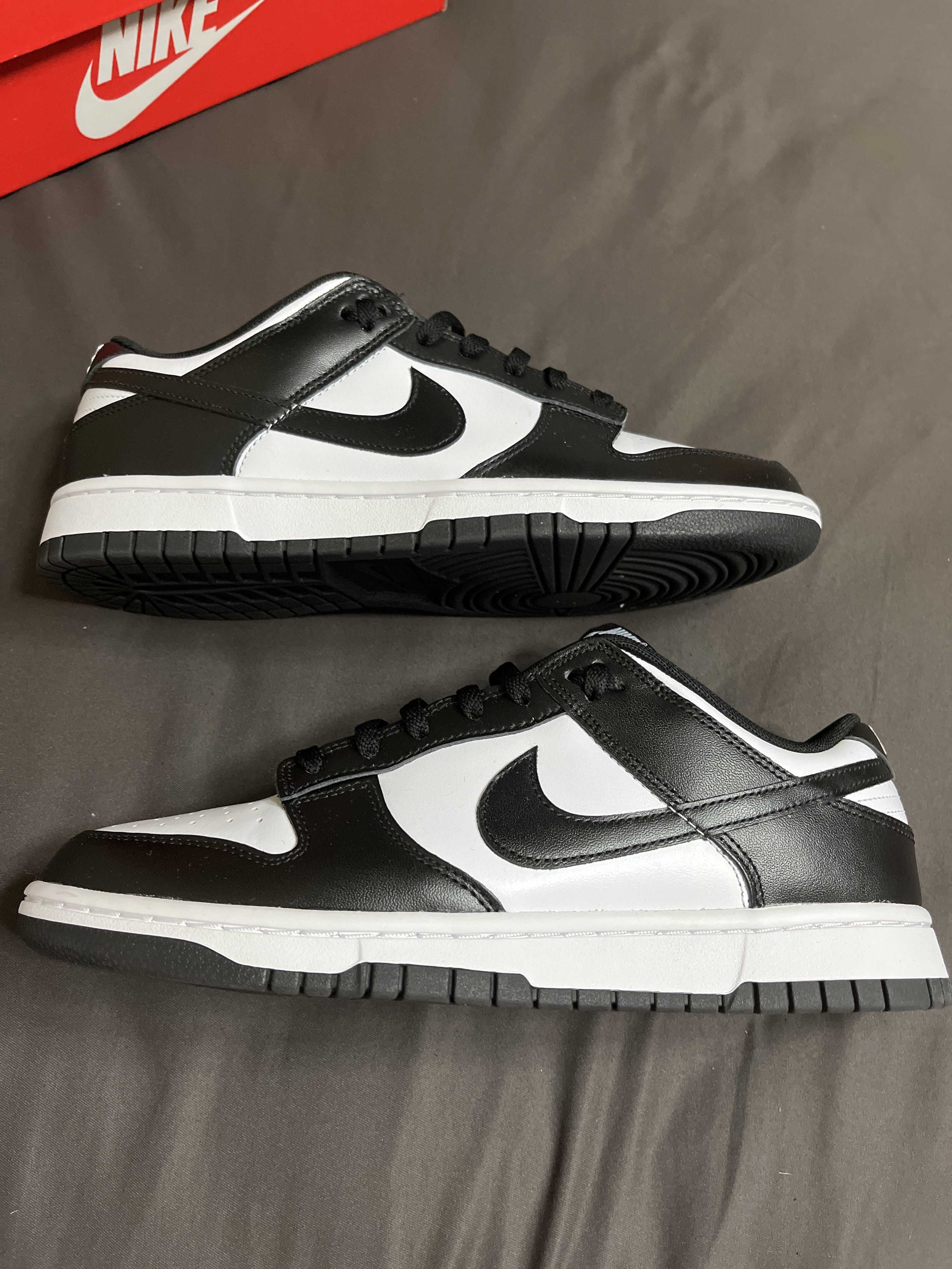 Nike Dunk Low Retro "Panda/White/Black"