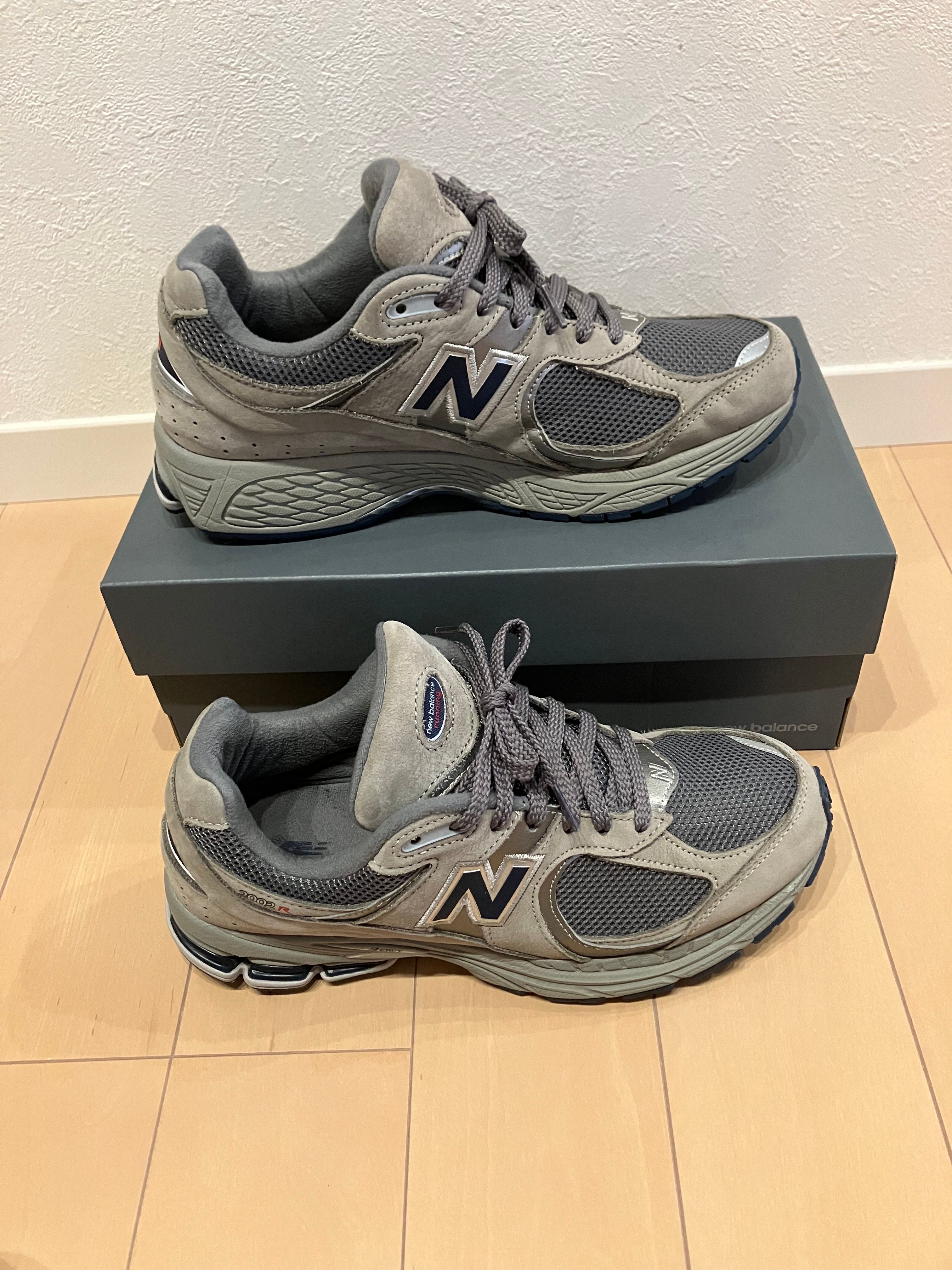 New Balance 2002R "Gray"