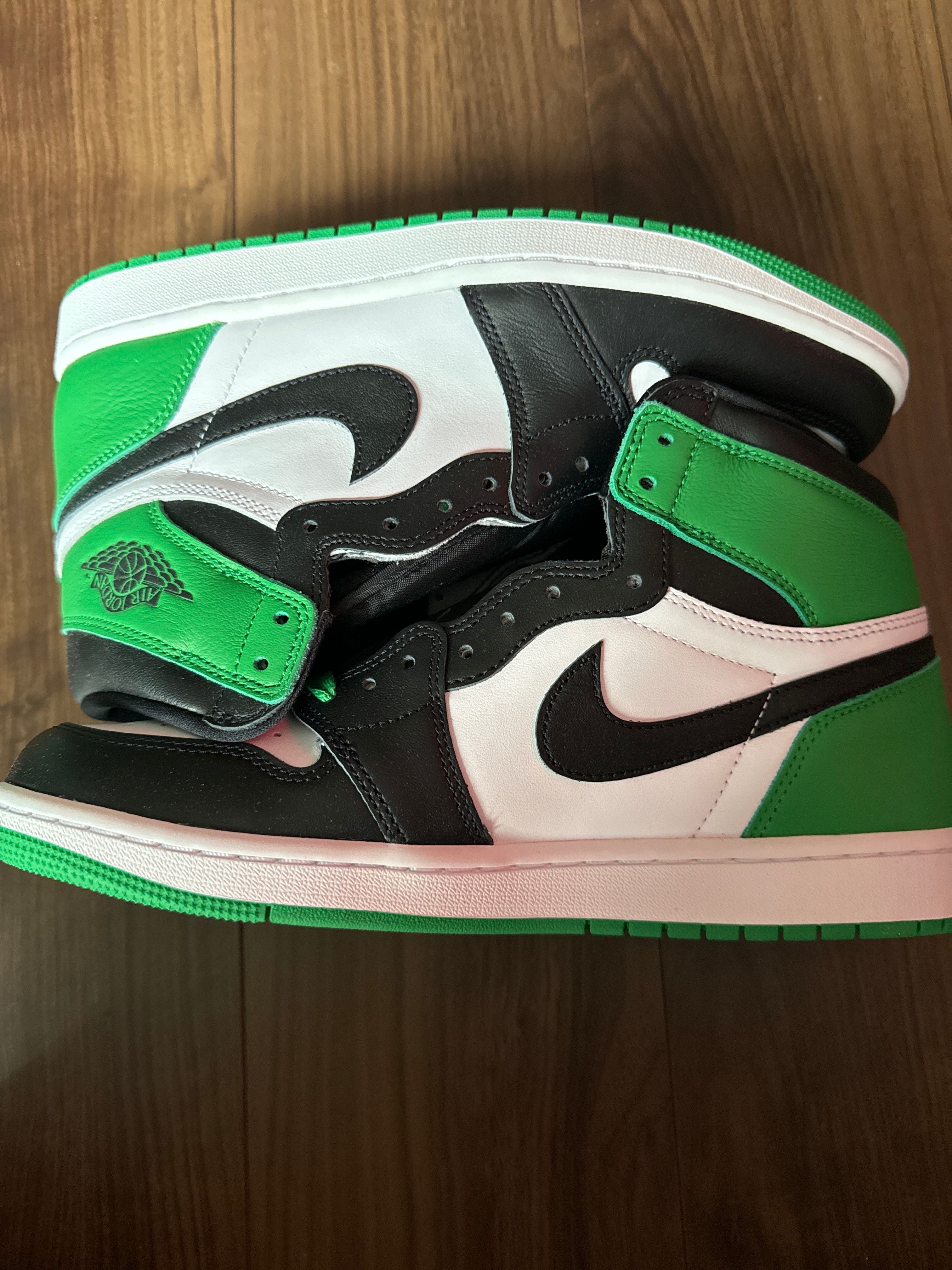 Nike Air Jordan 1 Retro High OG "Celtics/Black and Lucky Green" (2023)