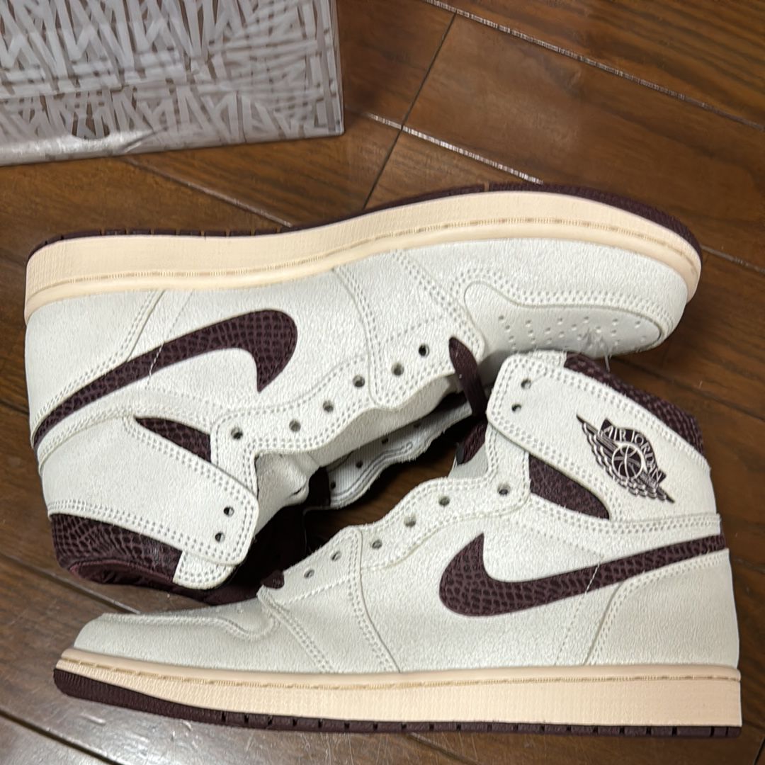 A Ma Maniere × Nike Air Jordan 1 Retro High OG "Sail and Burgundy"
