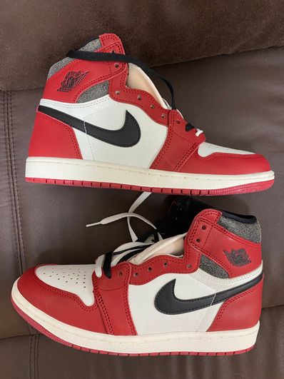 Nike Air Jordan 1 High OG "Lost & Found/Chicago"