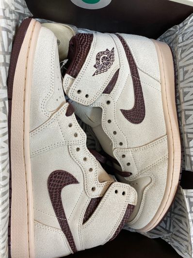 A Ma Maniere × Nike Air Jordan 1 Retro High OG "Sail and Burgundy"